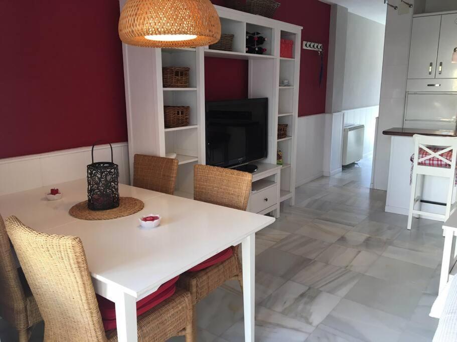 Apartamentos Rio Marinas 15 Playazo Beach Нерха Экстерьер фото