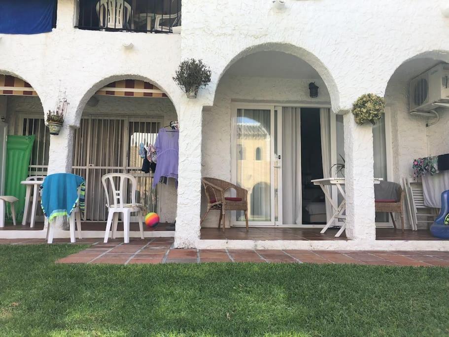 Apartamentos Rio Marinas 15 Playazo Beach Нерха Экстерьер фото